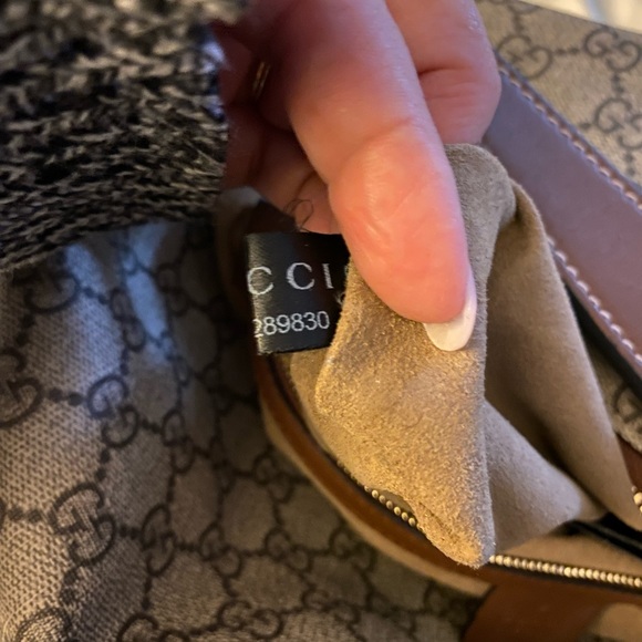 Comes with original dust bag and original receipt,excellent condition. - Picture 9 of 13